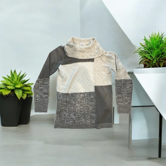 Calvin Klein Womens Patchwork Pullover Sweater, Grey, White. Size S/P - Picture 2 of 5